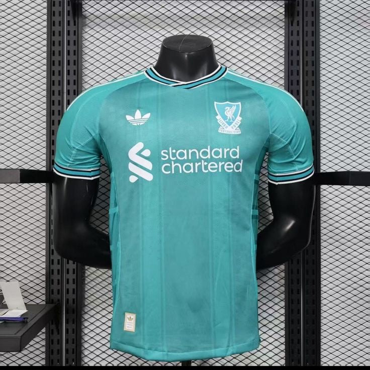 Liverpool Jerseys 25-26